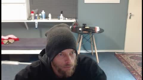 JamesJan van Rebel online show from April 4, 6:21 am