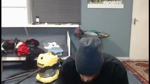 JamesJan van Rebel online show from June 25, 3:42 am