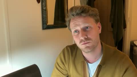 jjjamesxx online show from February 13, 9:31 pm