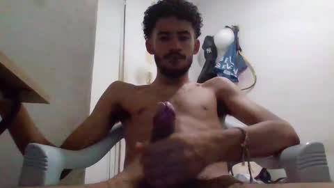 Snapshot of jjthefucker chatting on February 24, 2:51 am jjthefucker online show from February 24, 2:51 am