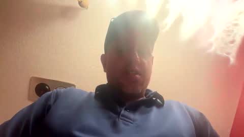 Snapshot of jlovindemsm chatting on September 17, 10:22 pm Jimmy online show from September 17, 10:22 pm