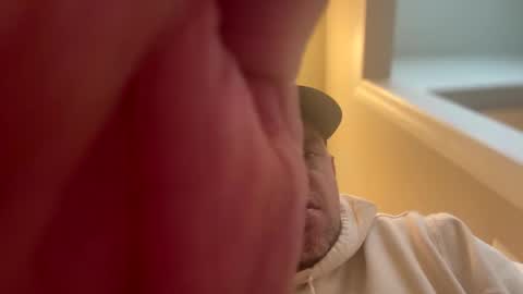 Snapshot of jlovindemsm chatting on October 27, 6:10 pm Jimmy online show from October 27, 6:10 pm