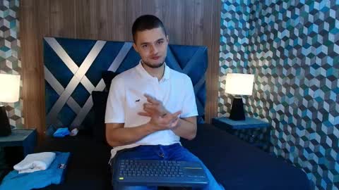  Joao online show from April 6, 9:04 pm