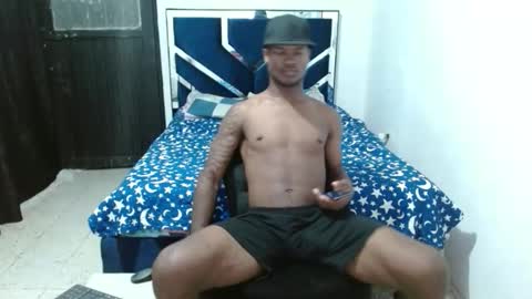 Snapshot of joao_leao chatting on September 20, 11:10 am joao_leao online show from September 20, 11:10 am