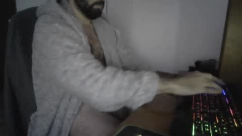 joaodias_18 online show from February 19, 10:53 pm