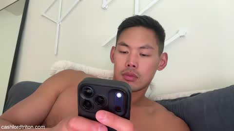 jockb8tor online show from April 2, 9:33 pm