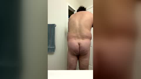 joe228479 online show from April 3, 4:42 am