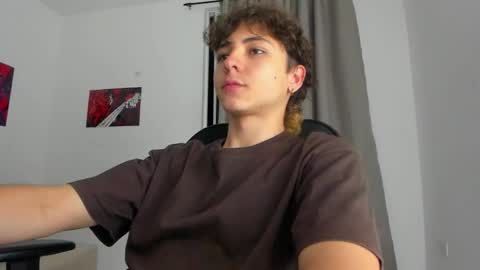 Snapshot of joe23___ chatting on October 10, 5:01 am Joe online show from October 10, 5:01 am