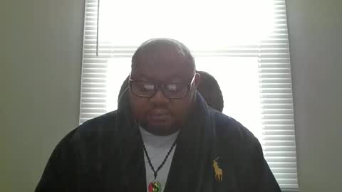 Snapshot of joe25123 chatting on February 24, 8:58 pm joe25123 online show from February 24, 8:58 pm