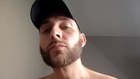 Snapshot of joe883555 chatting on October 20, 4:16 am joe883555 online show from October 20, 4:16 am