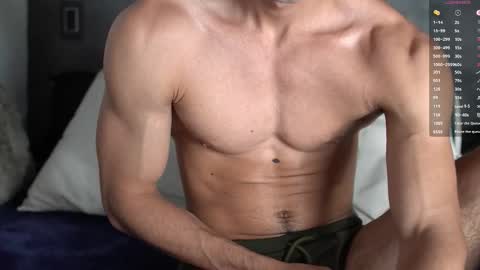 Snapshot of joe_steel1 chatting on October 21, 12:25 am joe_steel1 online show from October 21, 12:25 am