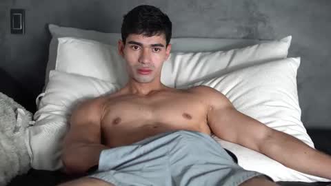Snapshot of joe_steel1 chatting on September 21, 7:58 pm joe_steel1 online show from September 21, 7:58 pm