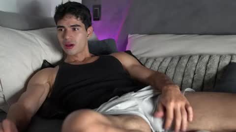 joe_steel1 online show from May 6, 2:01 am