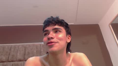 joecollins_ online show from September 20, 11:16 pm