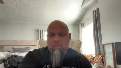 joekool12 online show from February 8, 8:02 pm