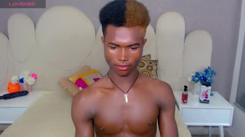 Snapshot of joel_blackcock chatting on December 23, 7:09 pm Joel online show from December 23, 7:09 pm