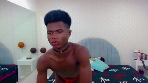 Snapshot of joel_blackcock chatting on January 19, 5:37 am Joel online show from January 19, 5:37 am