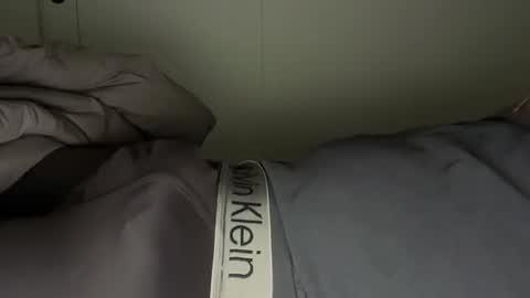 joeyboy_sexy18 online show from October 4, 4:23 pm