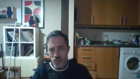 joeymmar online show from April 1, 7:10 am