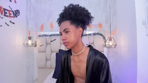Snapshot of johan_gz_ chatting on October 10, 12:43 pm Johan online show from October 10, 12:43 pm