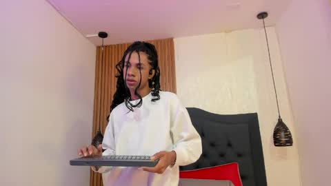 Johan  online show from May 2, 11:35 am