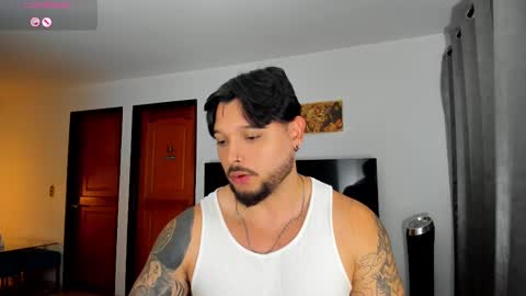 Snapshot of johatsu chatting on February 26, 12:05 am King - online show from February 26, 12:05 am