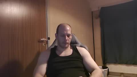 john1212124 online show from October 11, 11:20 pm
