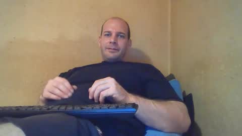john1212124 online show from October 9, 4:28 am