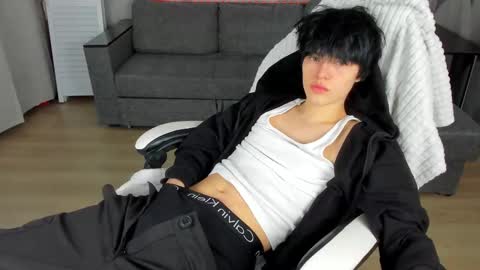 John online show from October 4, 3:28 pm