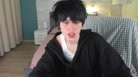 Snapshot of john_arthurs chatting on October 18, 2:11 pm John online show from October 18, 2:11 pm