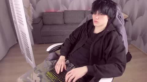 Snapshot of john_arthurs chatting on October 30, 6:53 pm John online show from October 30, 6:53 pm