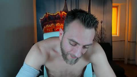 John online show from February 10, 10:42 am