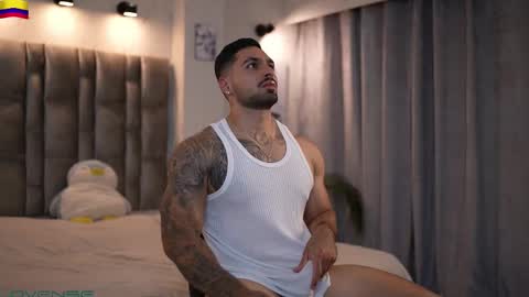 Snapshot of john_king29 chatting on October 18, 12:26 am john online show from October 18, 12:26 am