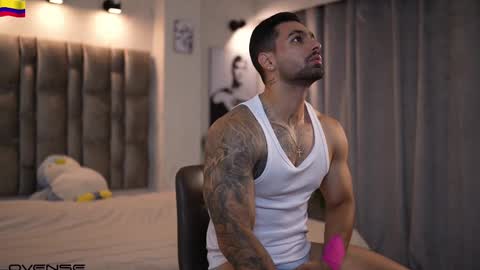 Snapshot of john_king29 chatting on October 13, 1:06 pm john online show from October 13, 1:06 pm