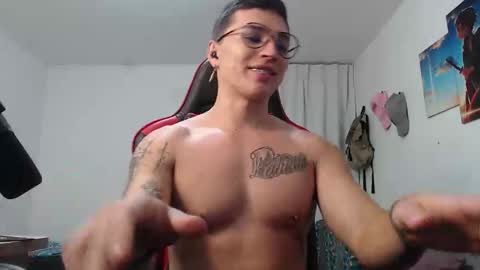 JOHN online show from April 21, 10:27 pm