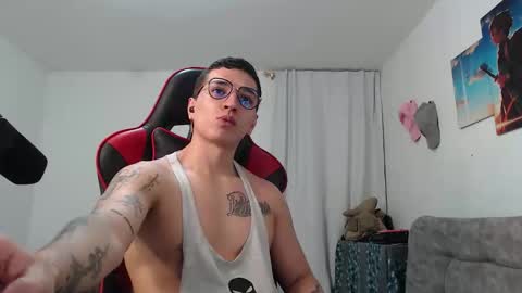 JOHN online show from April 28, 10:14 pm