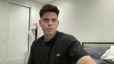 JAXX online show from December 7, 11:12 pm