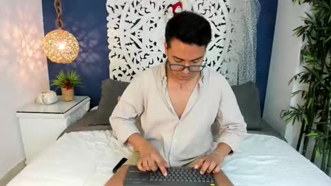 johnbelrose online show from January 11, 12:59 am