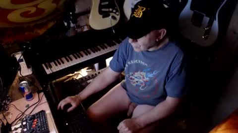 johnfeelgood004 online show from December 1, 7:33 am