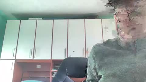 Snapshot of johnny__wood chatting on January 29, 2:10 pm Johnny online show from January 29, 2:10 pm