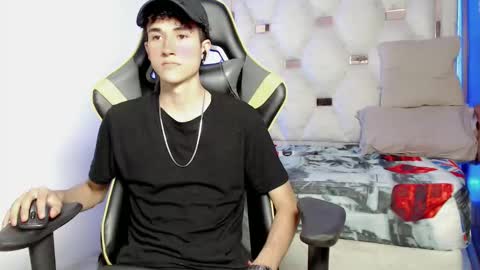 johnny_cagee online show from September 21, 4:01 am