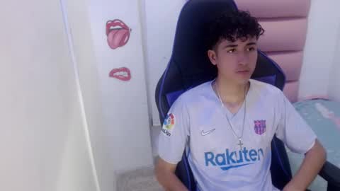 johnny_cagee online show from December 9, 3:40 am