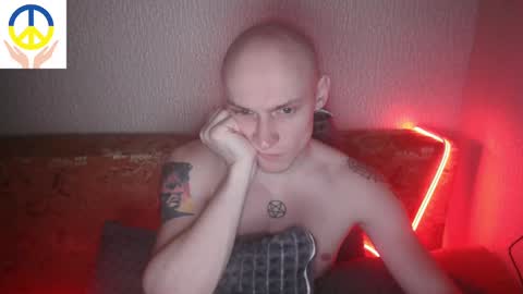 Snapshot of johnny_positive chatting on March 12, 4:02 pm Johnny online show from March 12, 4:02 pm