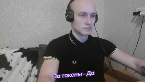 Snapshot of johnny_positive chatting on January 15, 3:18 pm Johnny online show from January 15, 3:18 pm
