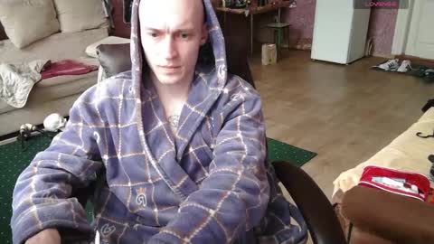 Johnny online show from April 29, 5:23 am