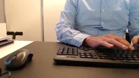 johnny_walker14 online show from October 29, 3:59 pm