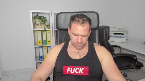Snapshot of johnnydough82 chatting on January 14, 4:36 am johnnydough82 online show from January 14, 4:36 am