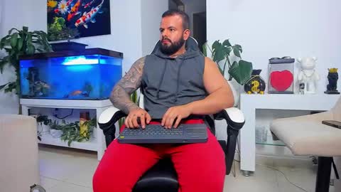 Snapshot of johnnygrayson_ chatting on October 23, 1:42 am JOHNNY online show from October 23, 1:42 am