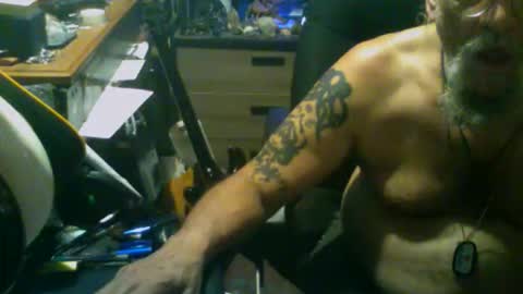 johnnyshung1 online show from January 13, 12:09 pm