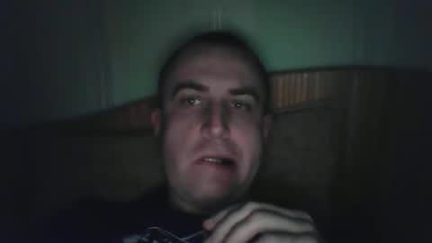 Snapshot of johnoreon chatting on December 25, 10:39 am johnoreon online show from December 25, 10:39 am